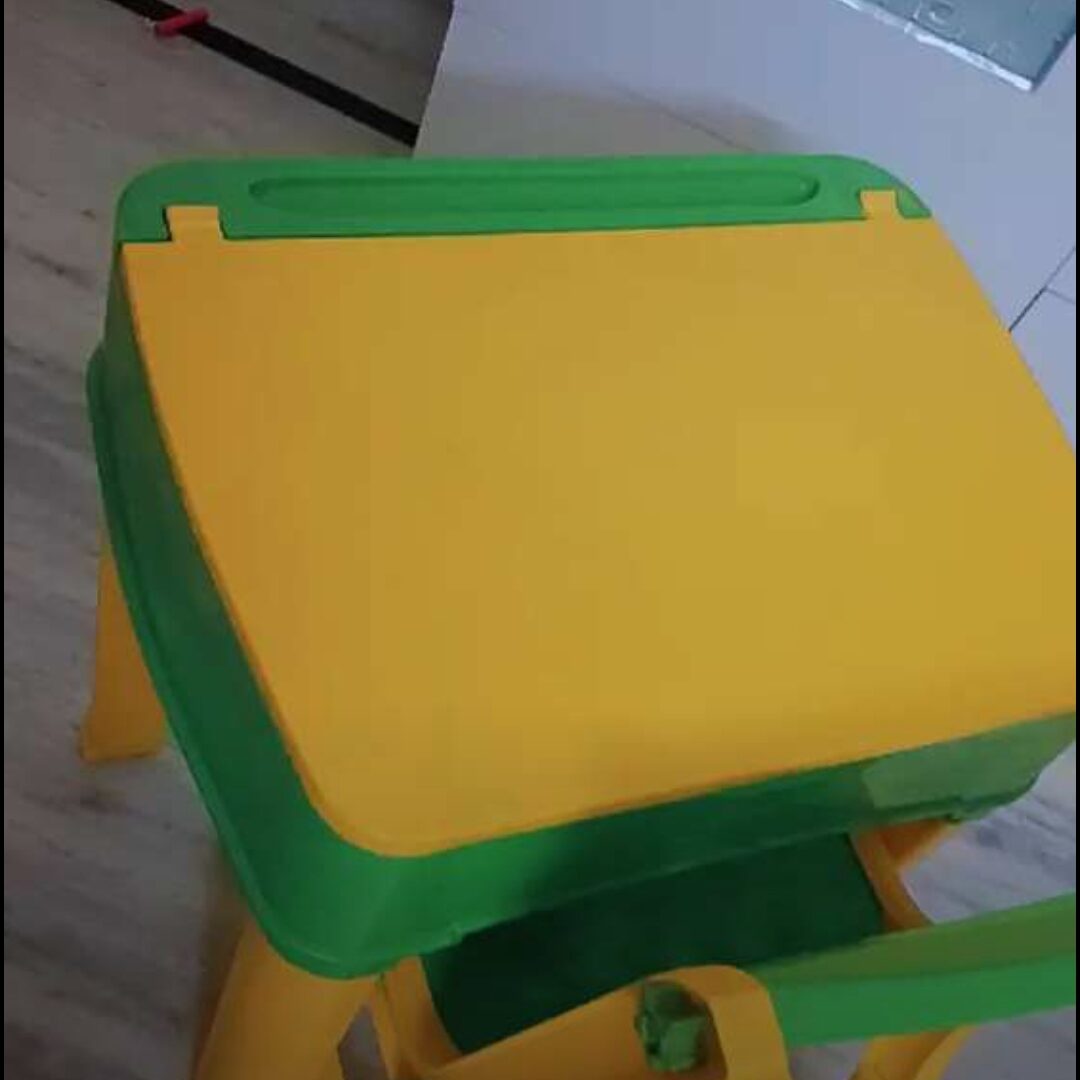 Study tabel & chair
