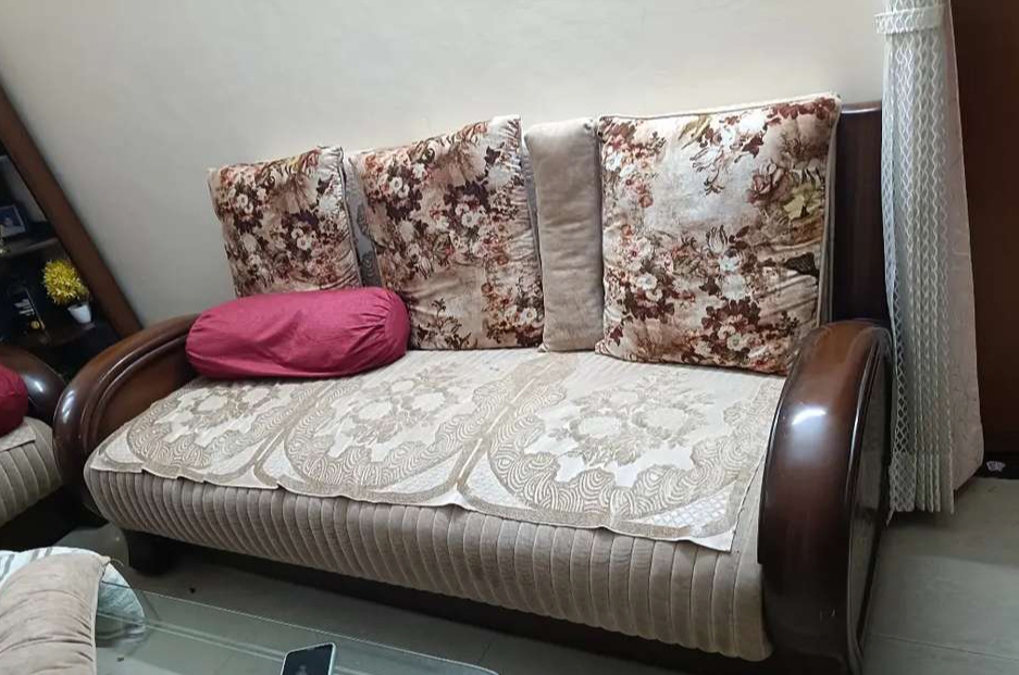 Sofa set