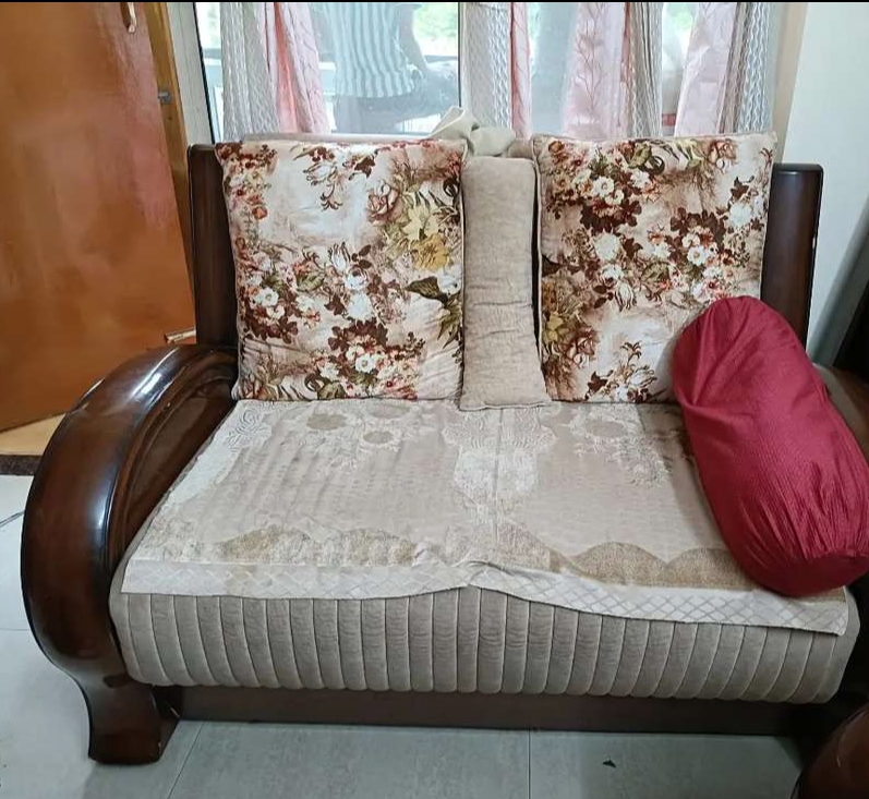 Sofa set