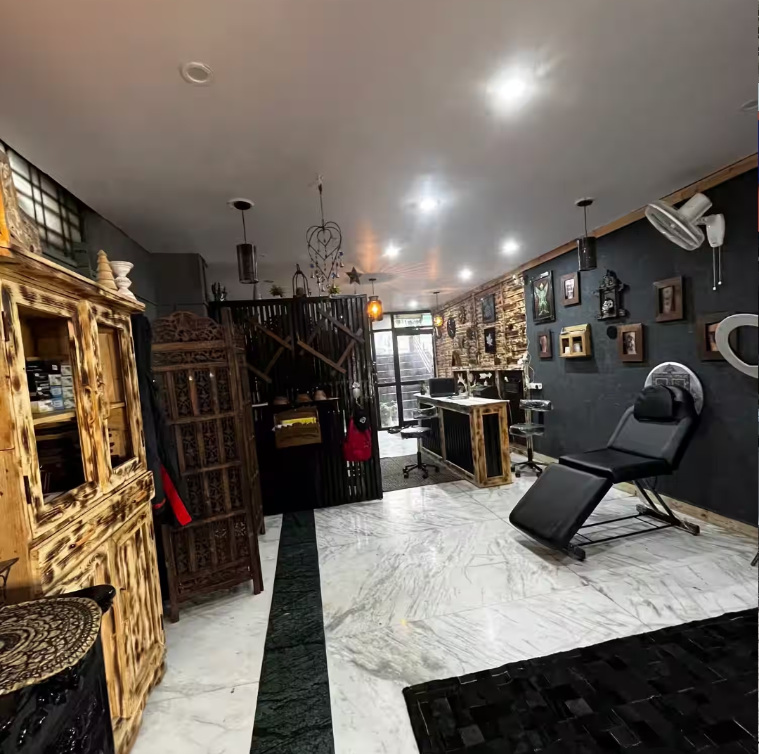 Tatoo shop