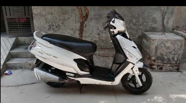 Mestro scooty