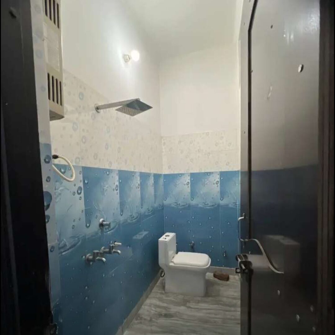 Room on rent