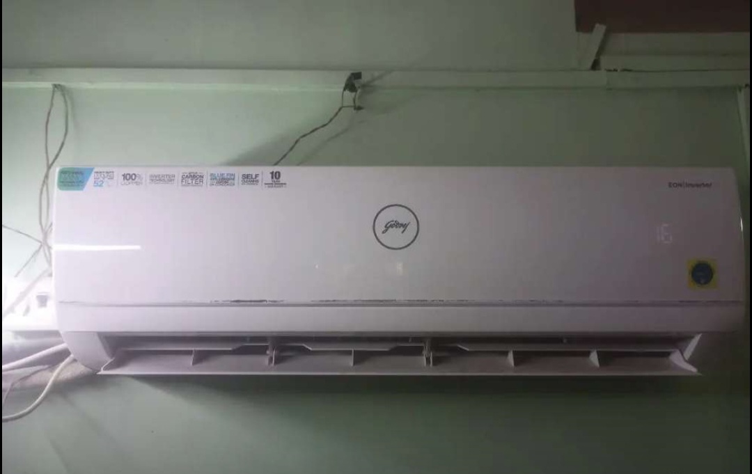 AC