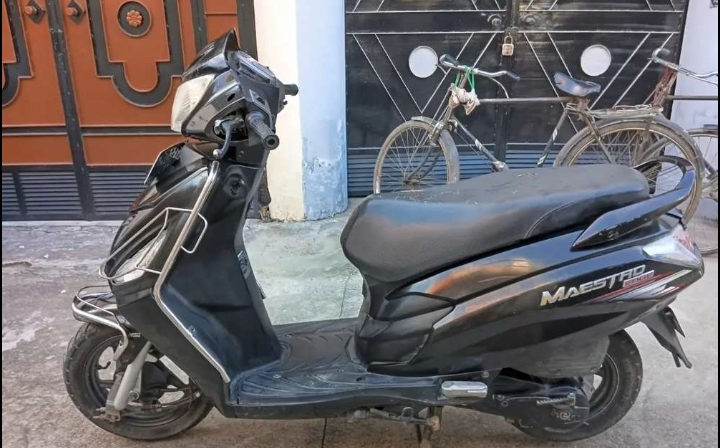 Maestro scooty