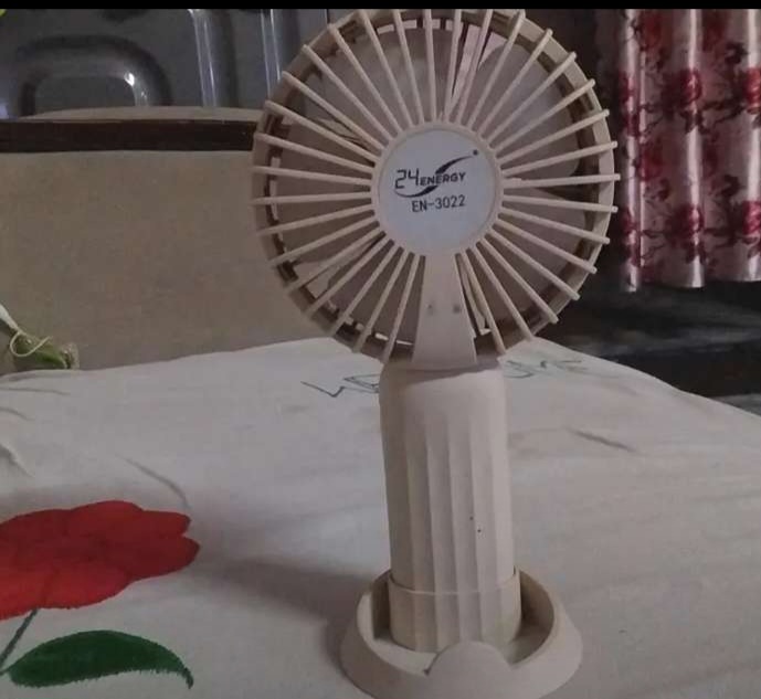 Small fan