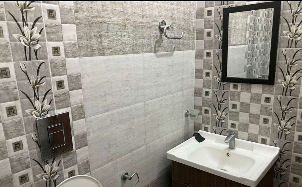 Room on rent