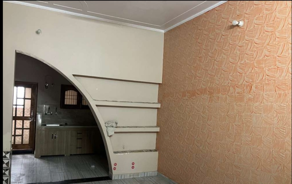 Room on rent