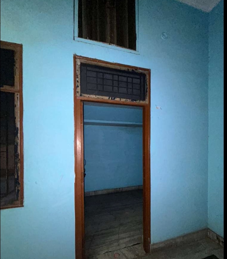 Room on rent