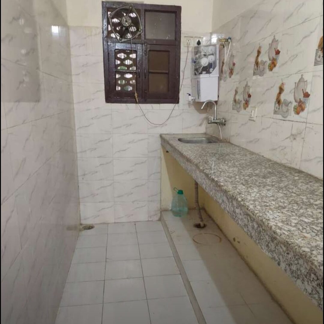 Room on rent