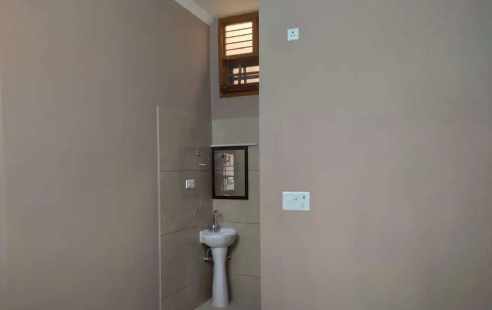 Room on rent