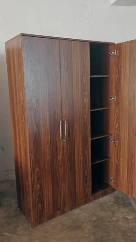 2 door wooden almirah