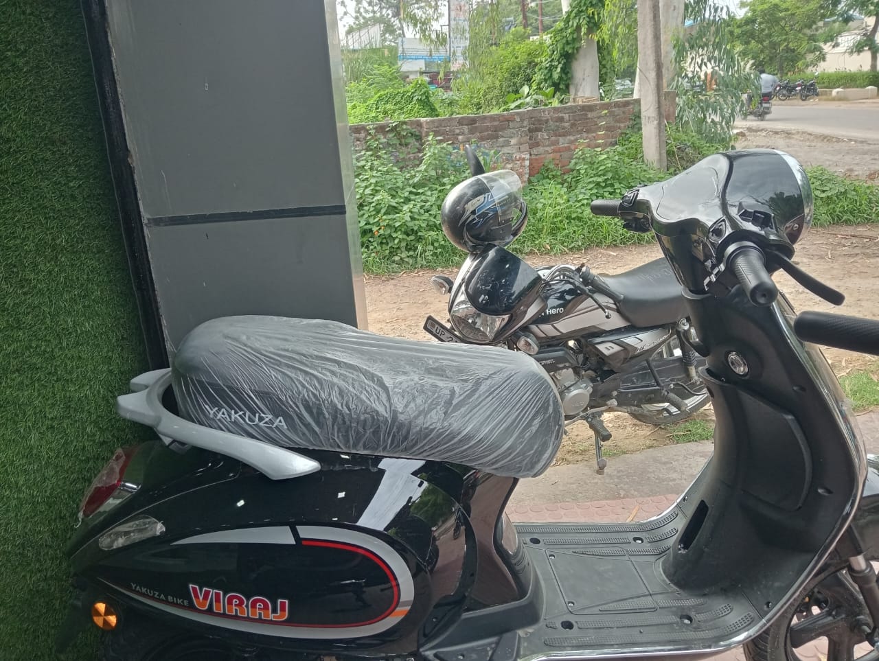 Scooty