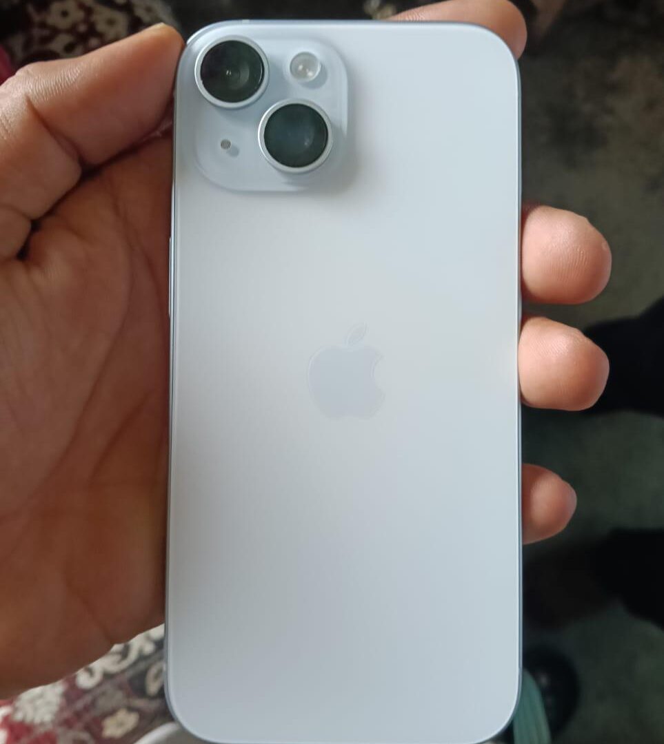 iPhone 15.